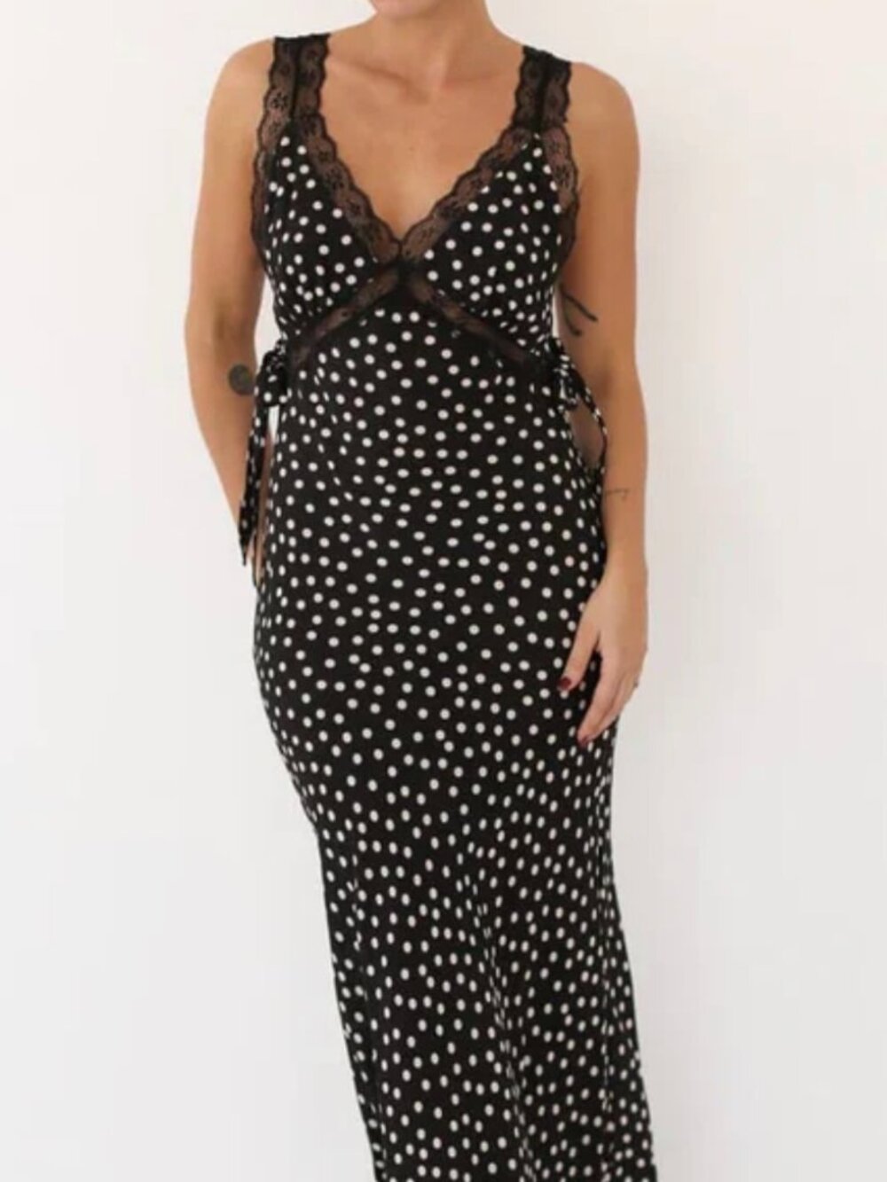 RUMORED DOLLY MIDI DRESS - SIZE XS